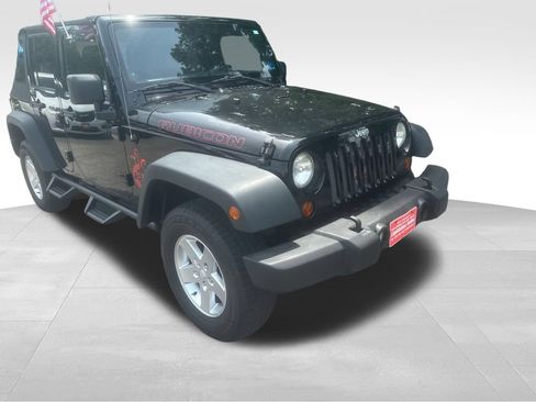 Used 2014 Jeep Wrangler Unlimited Rubicon w/ Connectivity Group AWD/4WD image 29