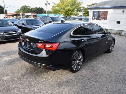 Used 2016 Chevrolet Malibu Premier w/ Driver Confidence Package II FWD image 7