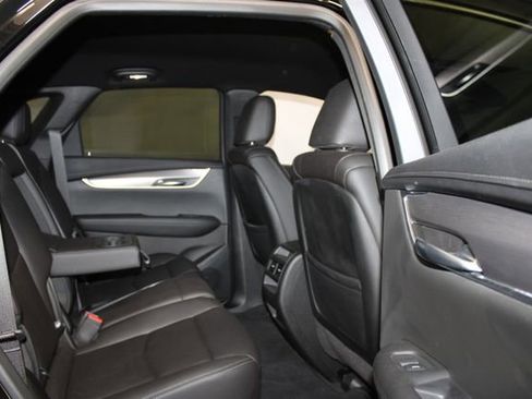 Certified 2023 Cadillac XT5 Luxury AWD/4WD image 13