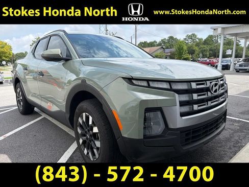 Used 2025 Hyundai Santa Cruz SEL AWD/4WD image 2