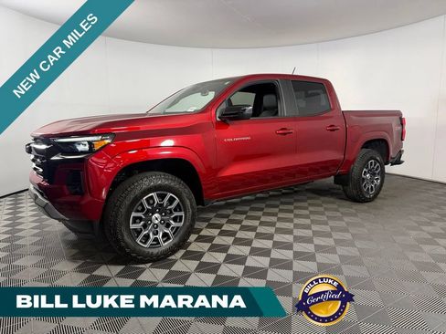 Used 2025 Chevrolet Colorado Z71 w/ Z71 Convenience Package 2 AWD/4WD image 1