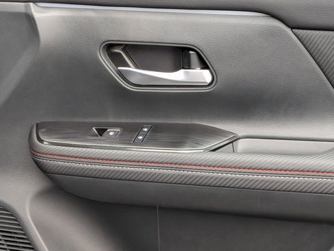 New 2026 Nissan Kicks SR image 36