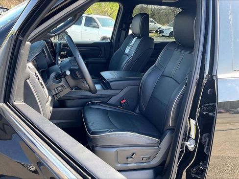 Used 2024 RAM 3500 Limited image 25