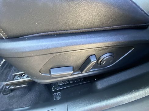 Used 2024 Hyundai Tucson Limited AWD/4WD image 12