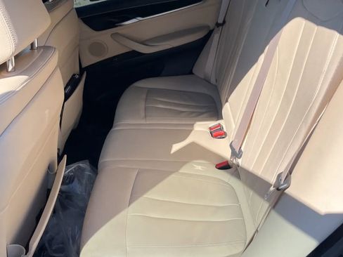 Used 2018 BMW X5 xDrive40e image 11