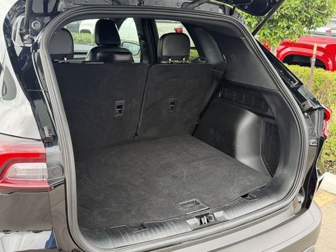 Used 2025 Ford Escape ST-Line FWD image 23