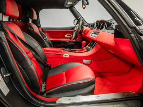 Used 2003 BMW Z8 image 30