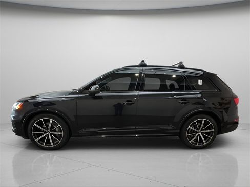 Used 2021 Audi Q7 3.0T Prestige image 2