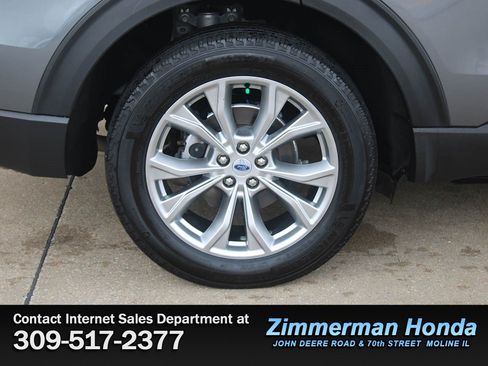 Used 2023 Ford Explorer XLT w/ Equipment Group 202A AWD/4WD image 22