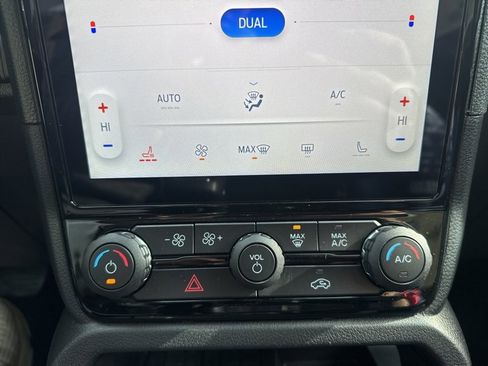 New 2025 Ford Ranger XLT w/ Equipment Group 301A High image 35