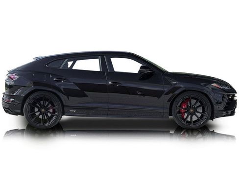 Used 2024 Lamborghini Urus S AWD/4WD image 2