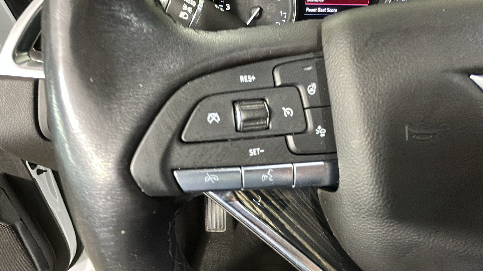 Used 2024 Cadillac XT6 Premium Luxury w/ Technology Package AWD/4WD image 19