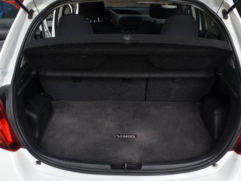 Used 2017 Toyota Yaris L FWD image 15