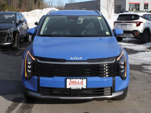 New 2026 Kia Sportage EX AWD/4WD image 2