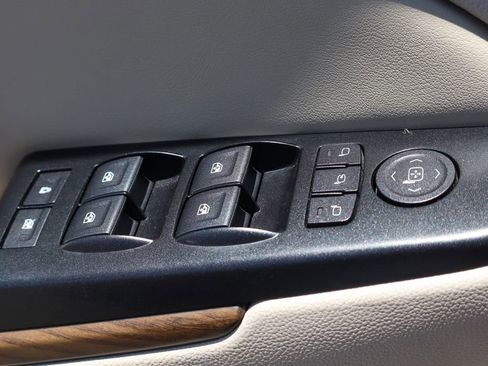 Used 2019 GMC Yukon Denali w/ Denali Ultimate Package RWD image 17