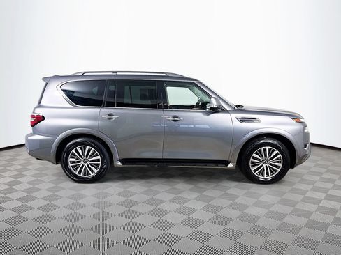 Used 2023 Nissan Armada SL RWD image 8