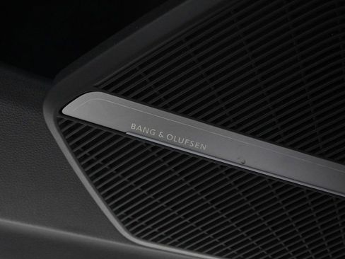 Certified 2023 Audi Q5 2.0T Premium Plus w/ Premium Plus Package image 19