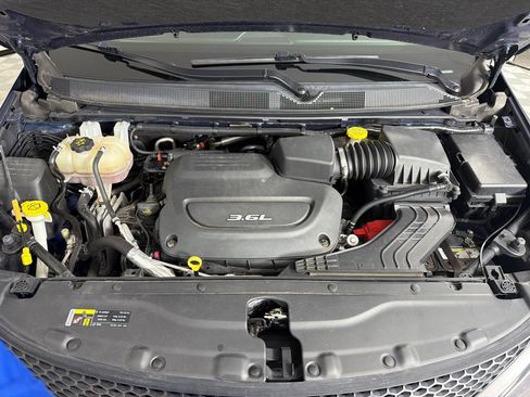 Used 2017 Chrysler Pacifica LX FWD image 27