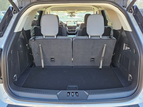 New 2026 Ford Explorer Active w/ Active Comfort Package image 13