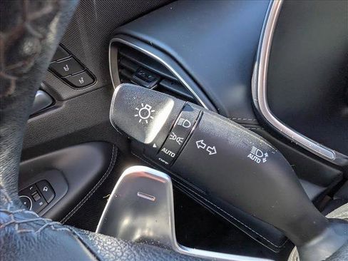 Certified 2022 Hyundai Santa Fe Limited image 36