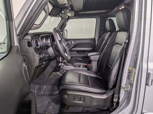 Used 2024 Jeep Wrangler High Altitude AWD/4WD image 14