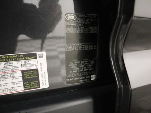 Used 2024 Land Rover Defender 110 Carpathian Edition image 35