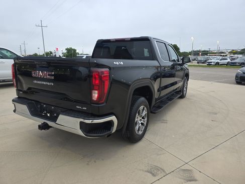 Used 2023 GMC Sierra 1500 SLE AWD/4WD image 18