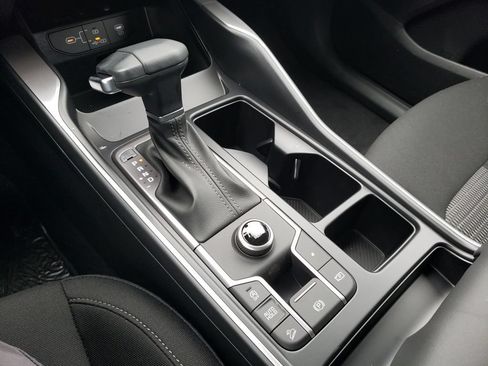 New 2026 Kia Sorento LX FWD image 21