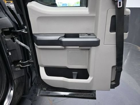 Used 2018 Ford F150 XL w/ Equipment Group 101A Mid AWD/4WD image 29