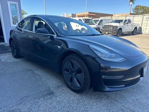 Used 2019 Tesla Model 3 RWD image 3