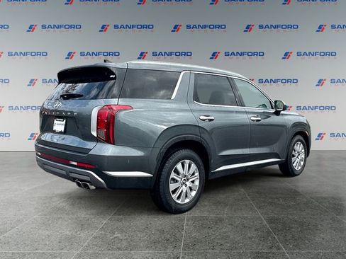 Used 2024 Hyundai Palisade SEL FWD image 5