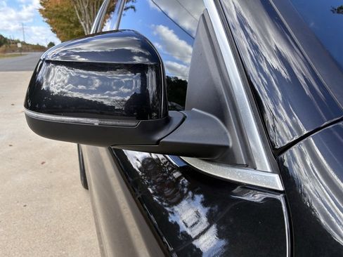 Used 2022 BMW X3 sDrive30i w/ Convenience Package image 3