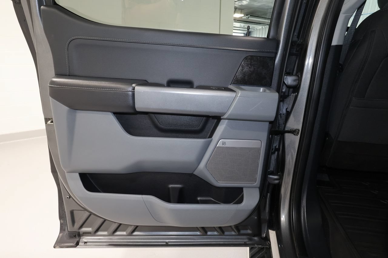 Used 2022 Ford F150 XLT w/ Equipment Group 302A High AWD/4WD image 11