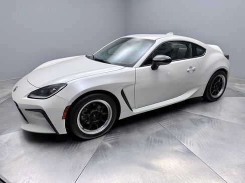 Used 2022 Toyota GR86 Premium w/ ALL Weather Mat Package (TMS) RWD image 1