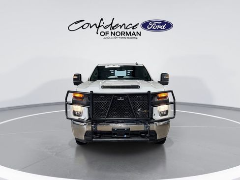 Used 2023 Chevrolet Silverado 2500 W/T w/ WT Convenience Package AWD/4WD image 2