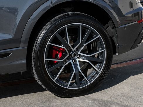 Used 2020 Audi Q8 Premium Plus image 52