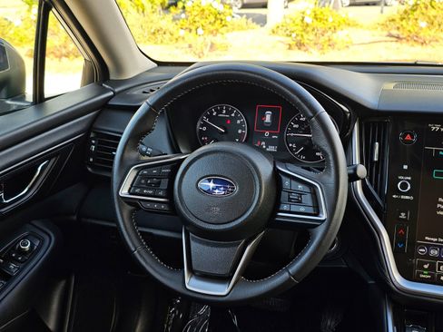 Used 2025 Subaru Outback Premium image 24