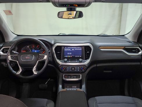 Used 2020 GMC Acadia SLE image 18