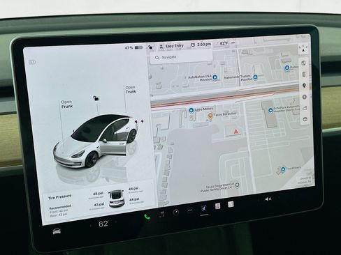 Used 2023 Tesla Model 3 Standard Range image 21