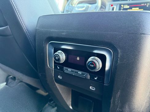 Certified 2024 GMC Yukon Denali AWD/4WD image 20