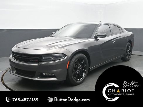 Used 2017 Dodge Charger SXT AWD/4WD image 1