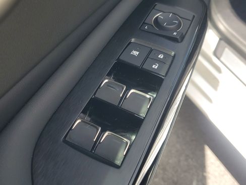 Used 2023 Lexus ES 350 w/ Accessory Package (Z2) FWD image 18