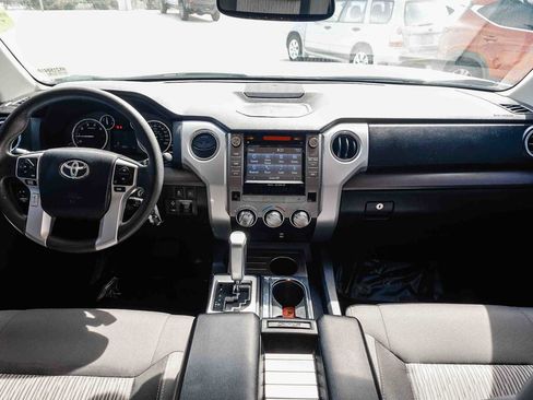 Used 2017 Toyota Tundra SR5 RWD image 12