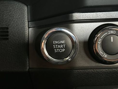 Certified 2023 Toyota Tacoma TRD Off-Road w/ Technology Package AWD/4WD image 26