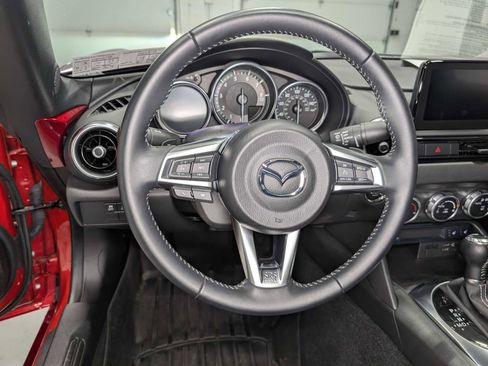 Used 2023 MAZDA MX-5 Miata Grand Touring RWD image 38