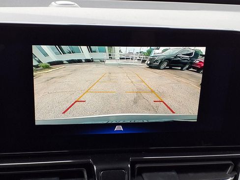 Used 2025 Chevrolet TrailBlazer LT AWD/4WD image 4