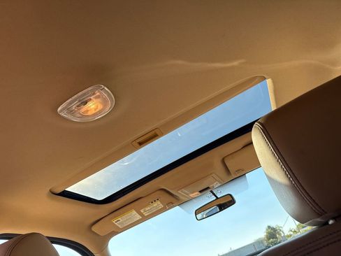 Used 2014 Ford F150 Lariat w/ Equipment Group 502A Luxury image 8