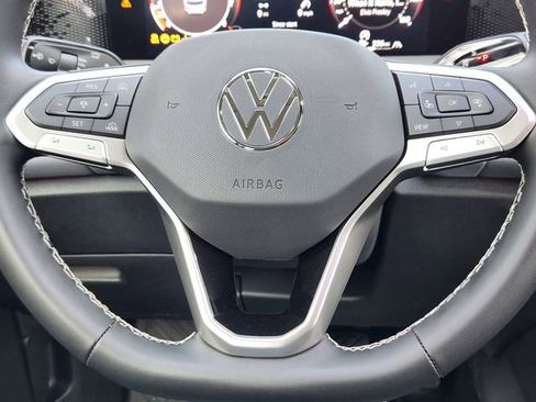 New 2026 Volkswagen Tiguan SE AWD/4WD image 25