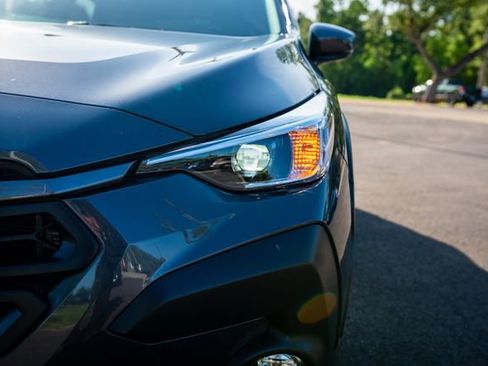 Certified 2024 Subaru Crosstrek 2.0i Premium image 4