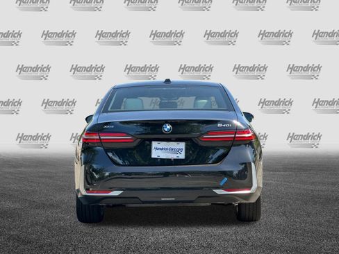 Used 2025 BMW 540i xDrive w/ Premium Package AWD/4WD image 6